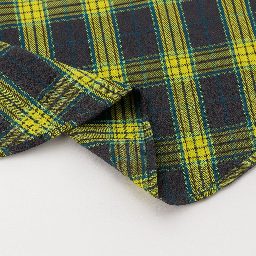 Mueyaruho Oversized Plaid Shirt - Women’s