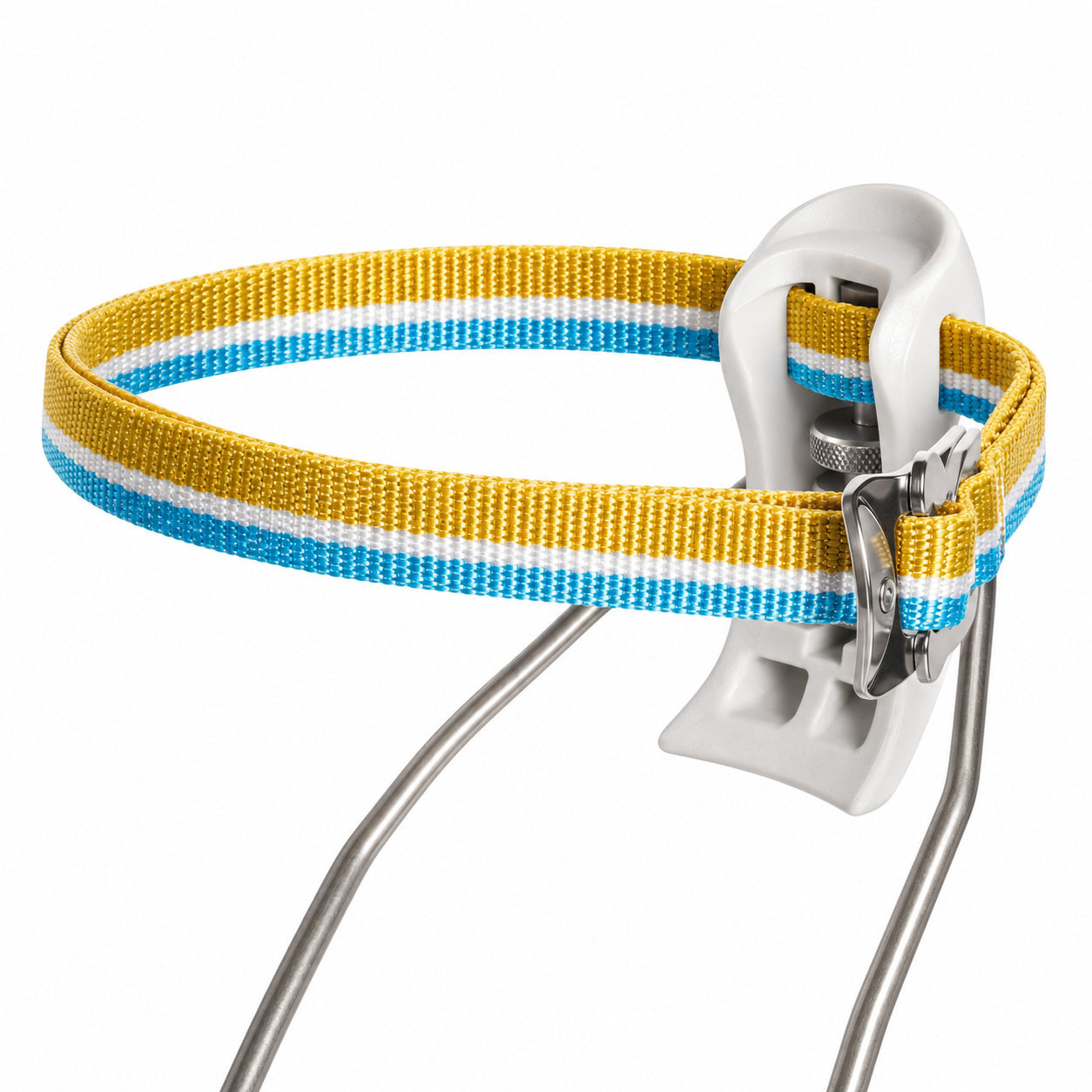 Detail of the Fakir III Tech heel lever, webbing and buckle